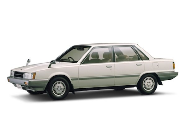 Tappetini Auto Toyota Camry V10 (Vista) (1982-1986)